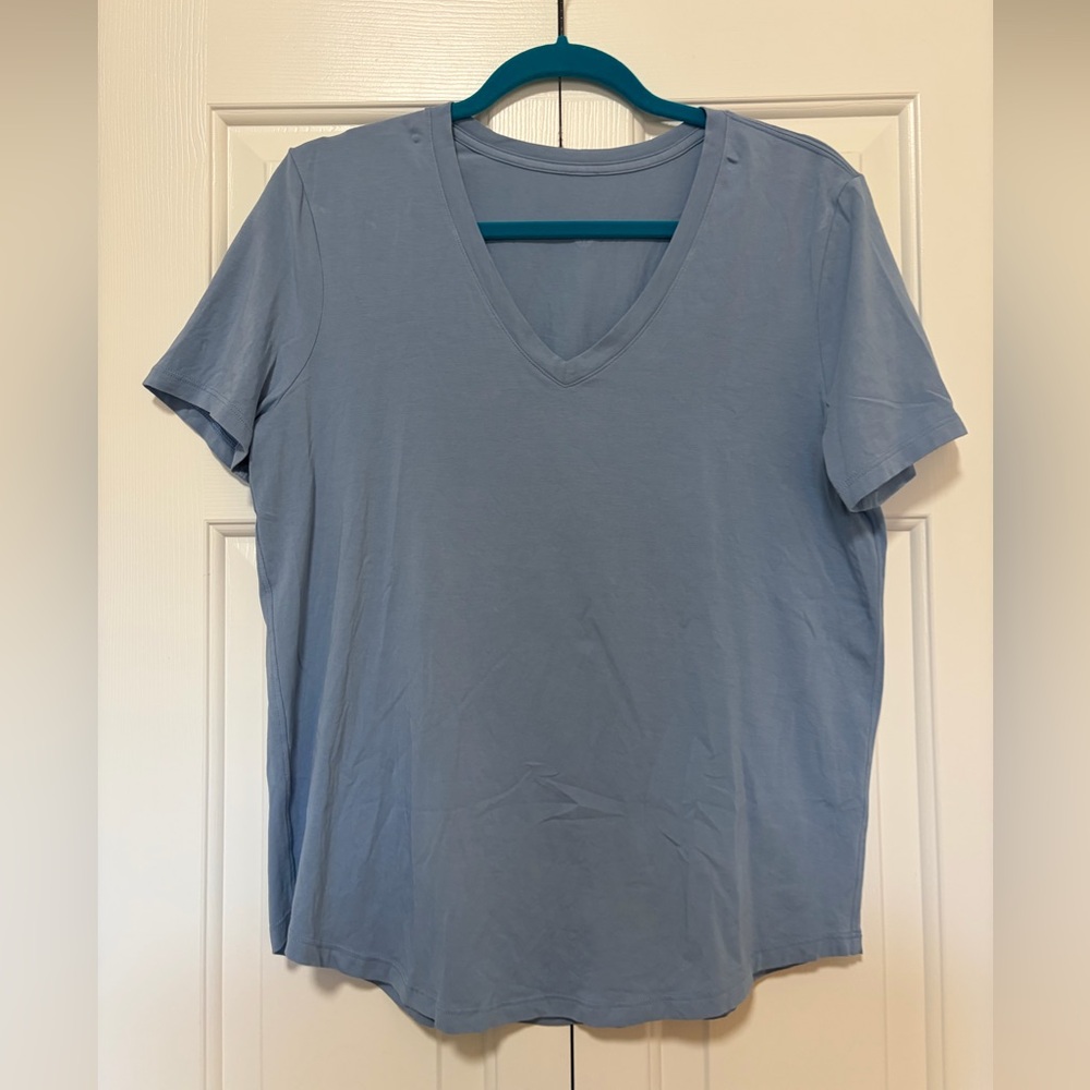Lululemon love V-neck t